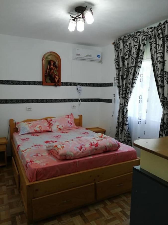 Vila Maricris Tuzla Esterno foto