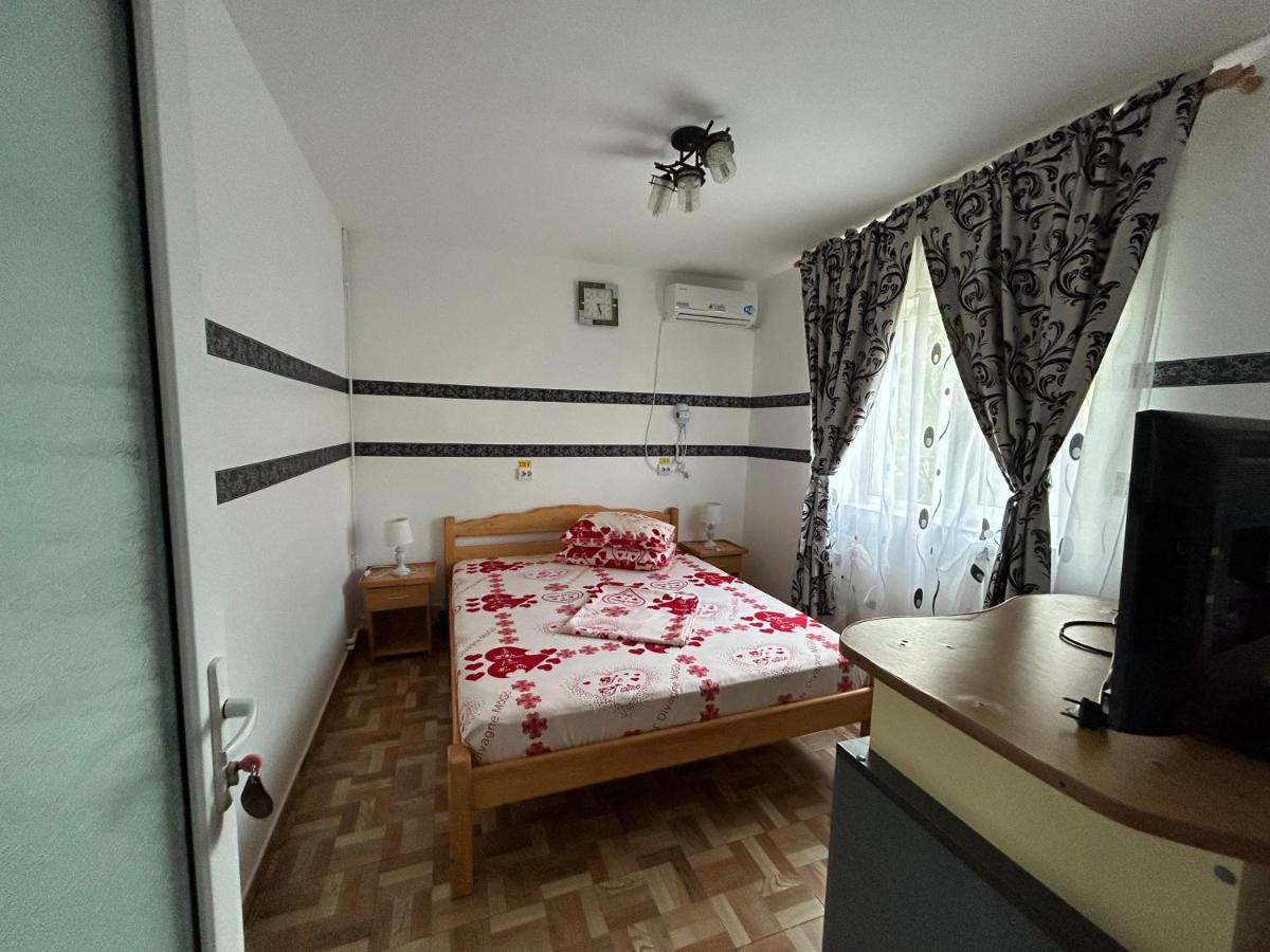 Vila Maricris Tuzla Esterno foto
