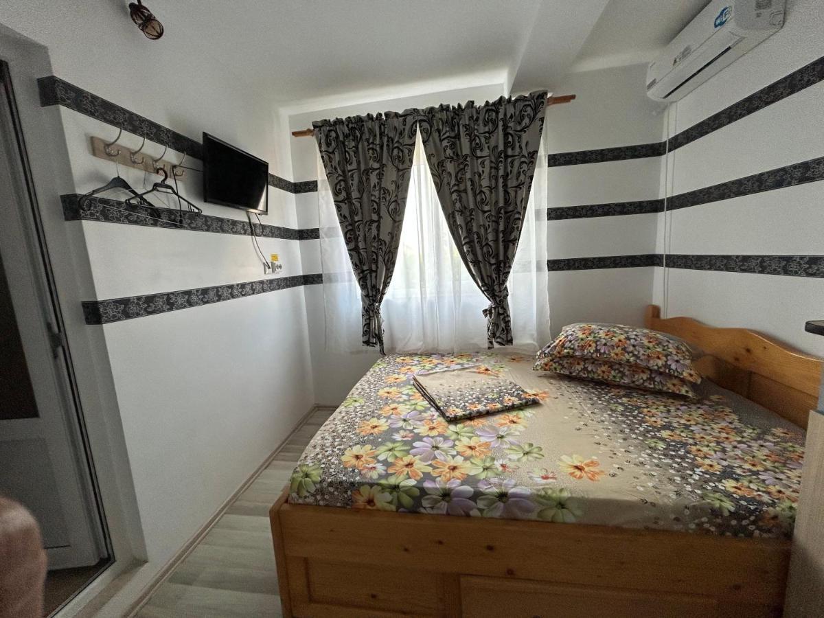 Vila Maricris Tuzla Esterno foto